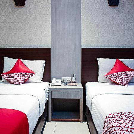 Oyo 1009 Hotel Bumi Malaya Medan Luaran gambar